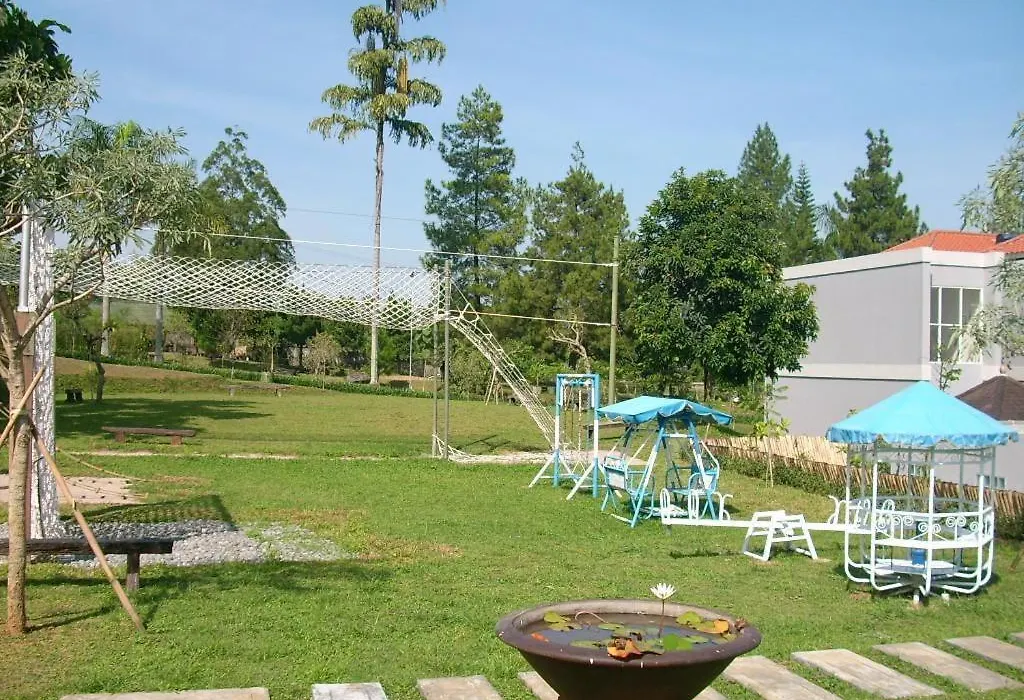 Villa Bukit Pinus-1
