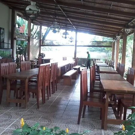 Villa Bukit Pinus-3